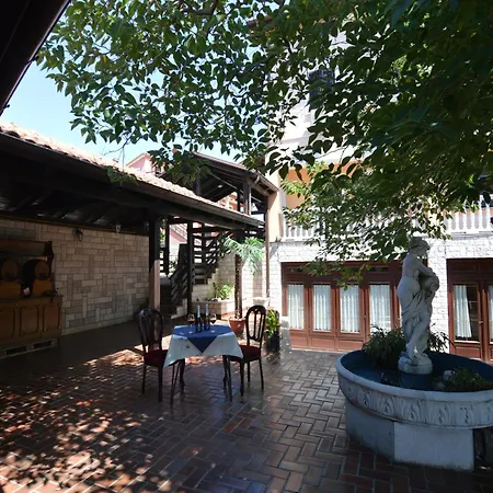Bassanese * Kaštel