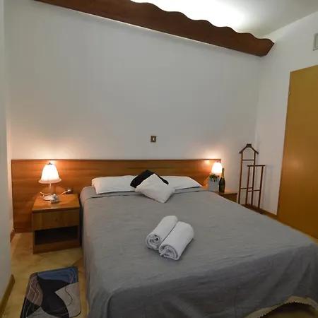 汽车旅馆 Bassanese